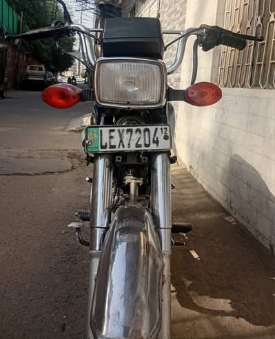 Yamaha Dhoom YD-70 2012 Urgent Sale