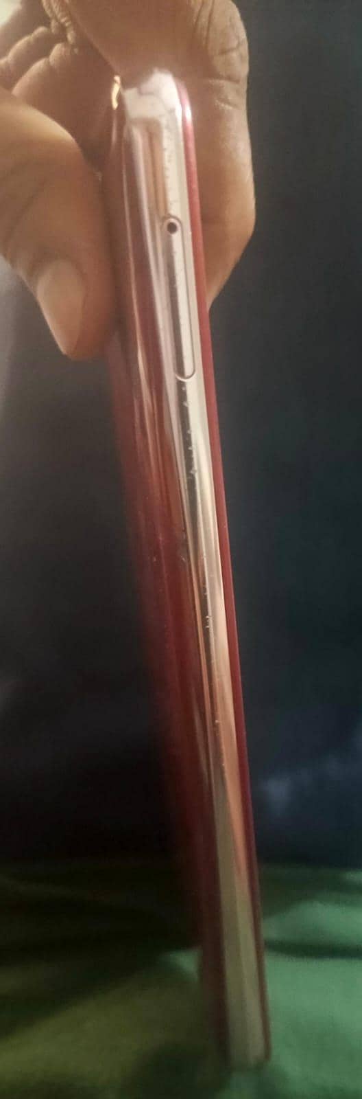 Sharp Aquos R2 6