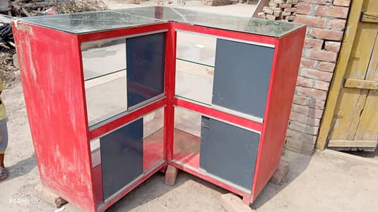 L shave counter available
