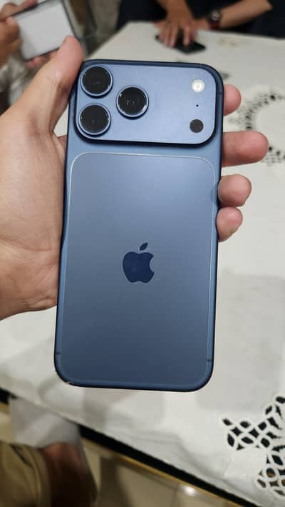 Apple iPhone 17 Pro Max JV