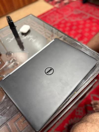 DELL LATITUDE E7470 CORE i5 (6th generation) 8GB RAM / 477GB  ssd