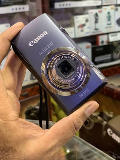 Digital camera canon. Ixus 210 full new condition 45000/= final