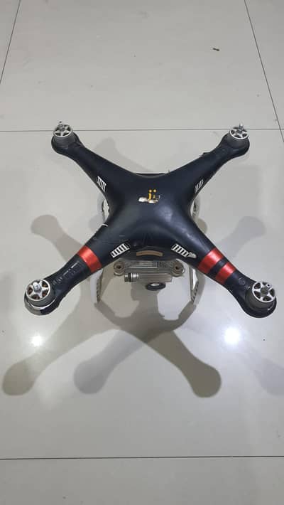 PHANTOM 3  DRONE