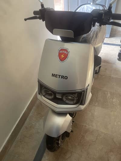 Metro M6 empower