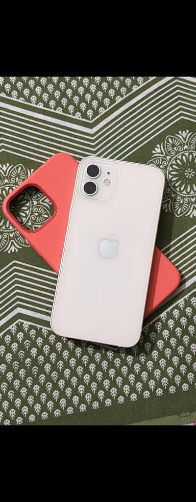 Apple iPhone 12