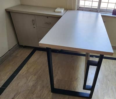Office Table/side cabinet
