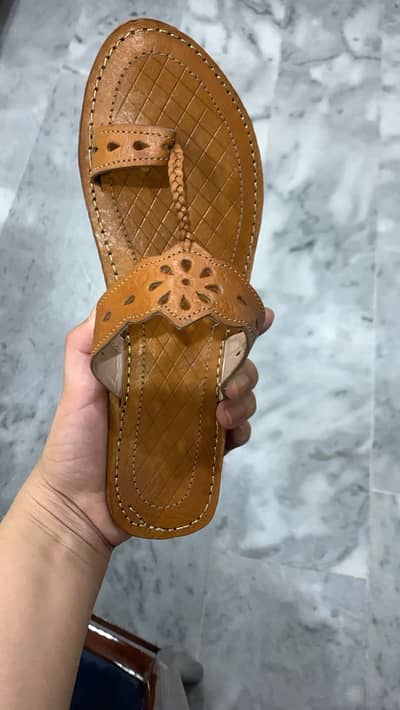 Kolapuri chapal