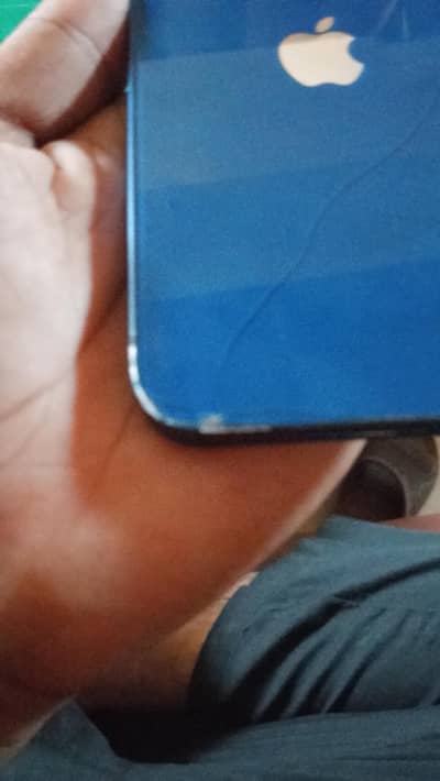 Apple iPhone 12