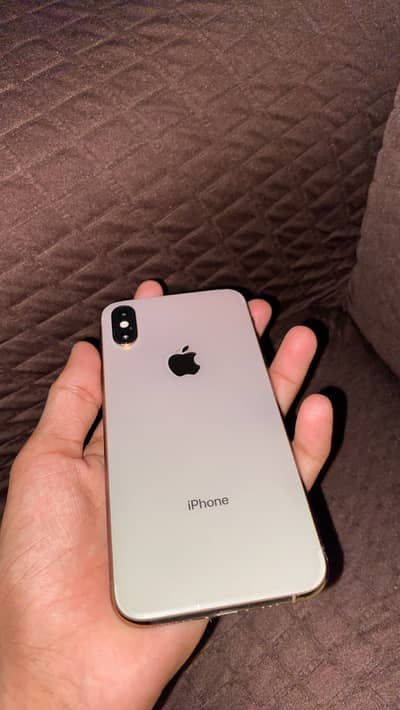 IP Xs Non pta Factory unlock 10/10 Condition