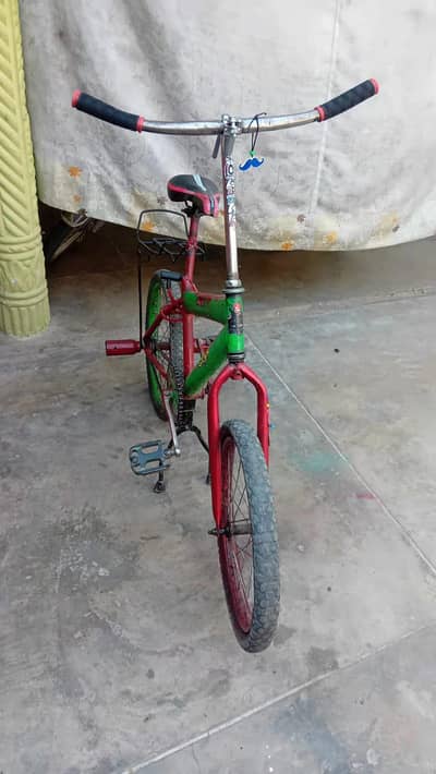 Ultimate Wheelie/Stunt Sports Cycle – Showstopper Condition me!