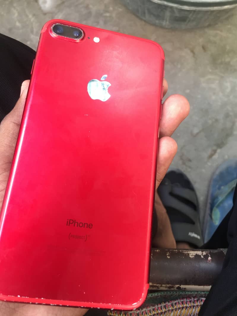 Apple iPhone 7 Plus 2
