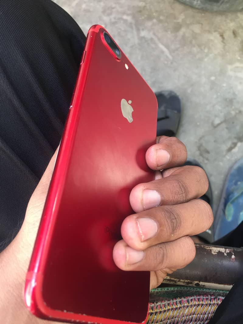 Apple iPhone 7 Plus 5