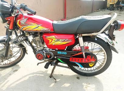 United 125 Euro II With Genuine Tanki Tapy New condition