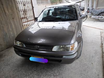 Toyota Corolla XE 2001