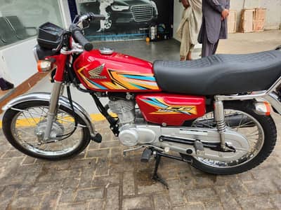 Hond cg 125 model 2015 (2025 looks)