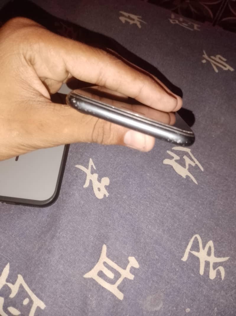 Apple iPhone 7 4