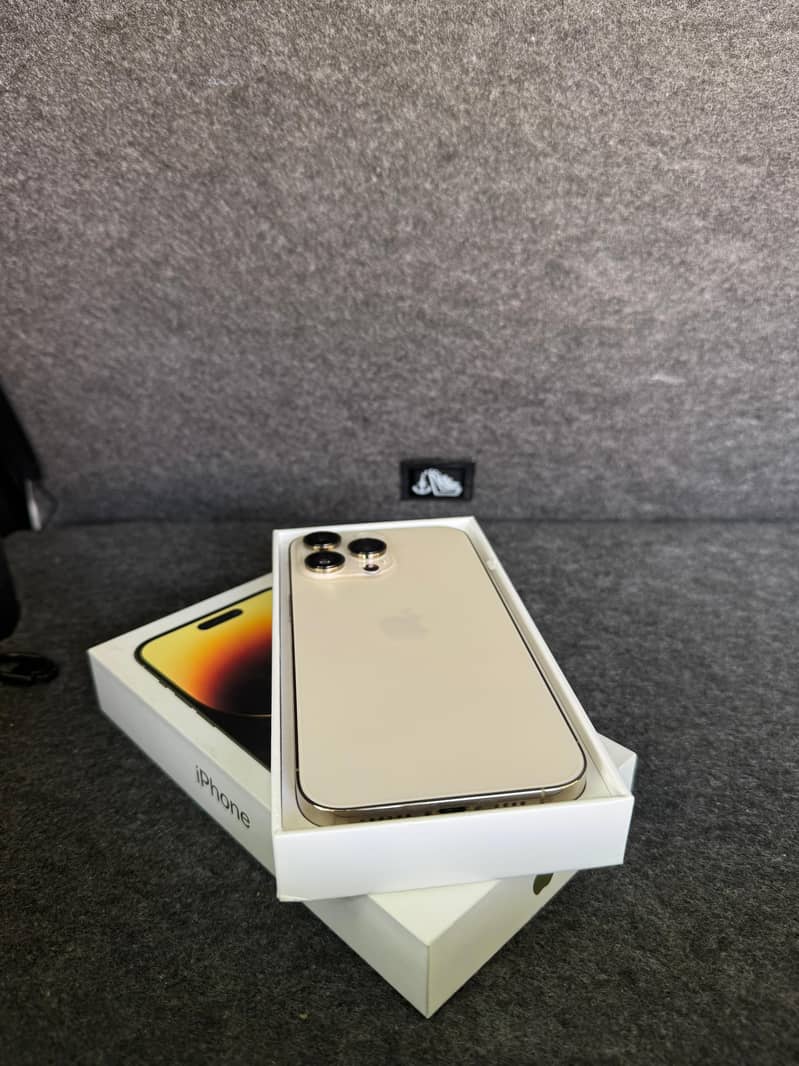Apple iPhone 14 Pro Max 2