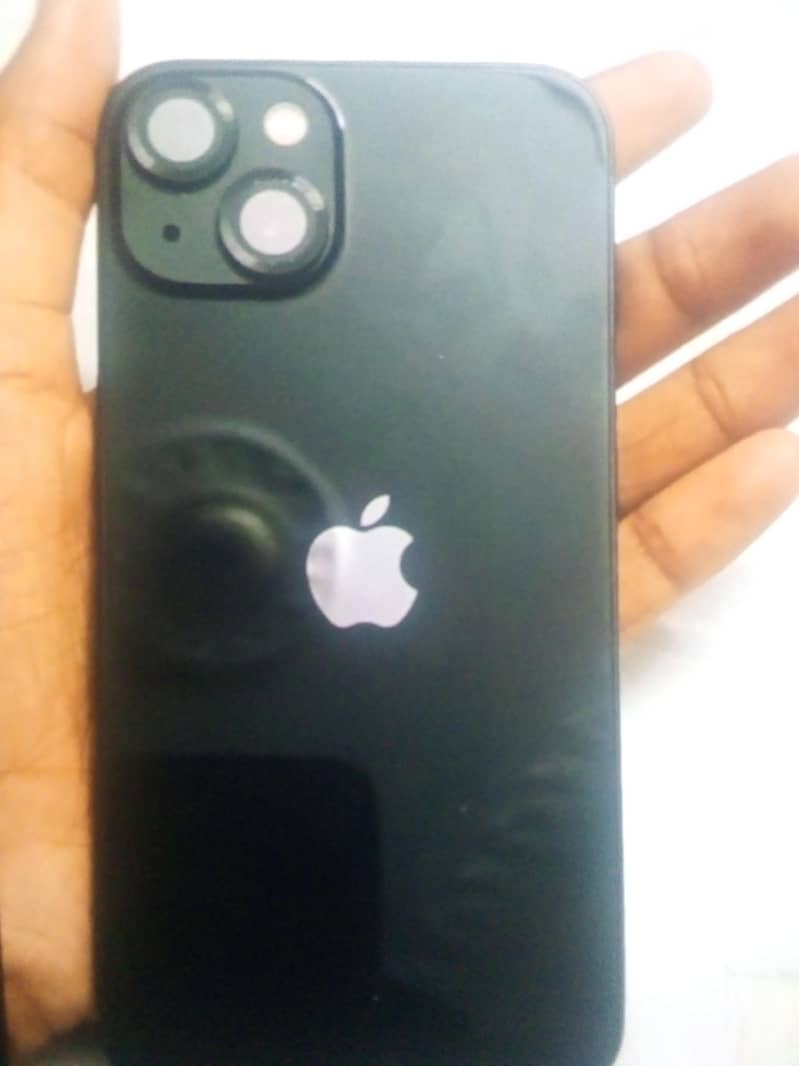 Apple iPhone 13 5