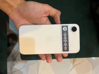Apple iPhone 16e