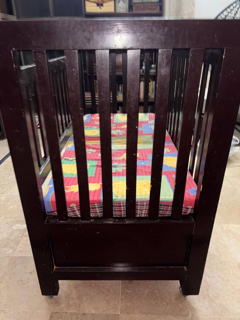 cribs 0
