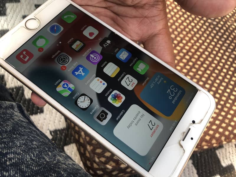 Apple iPhone 6 Plus 2
