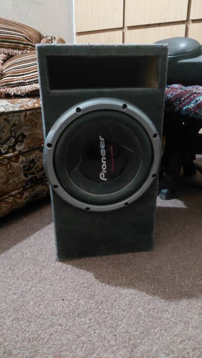 Pioneer speakers