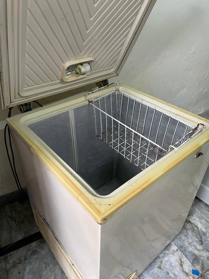 waves deep freezer 2
