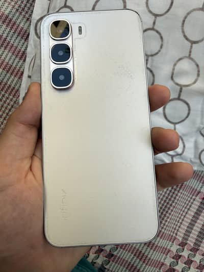 Infinix Hot 60 pro rea ad