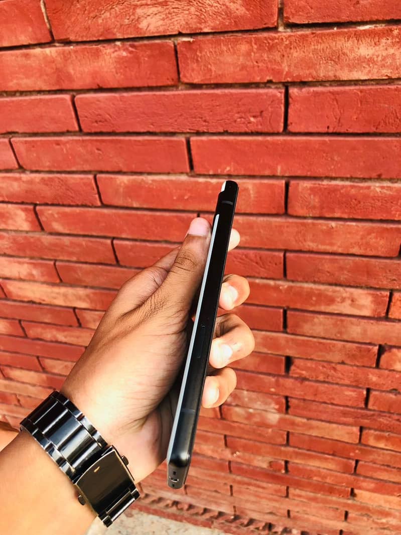 Google Pixel 6a 3
