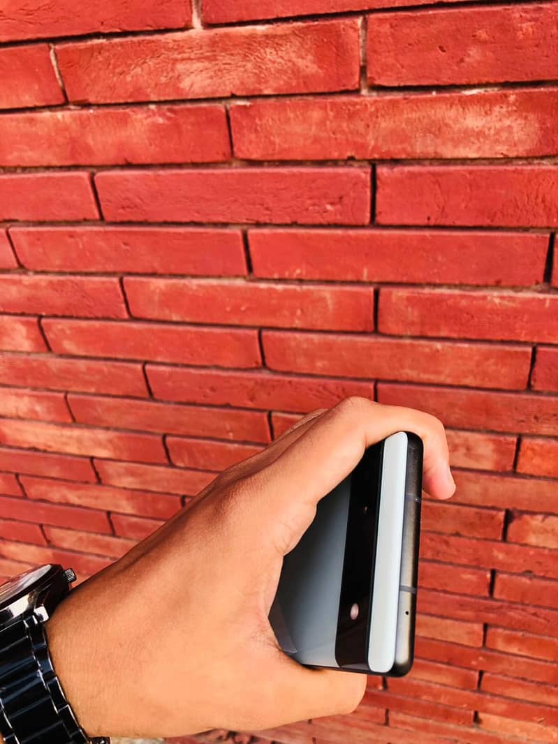 Google Pixel 6a 4