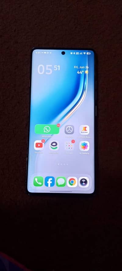 Tecno CAMON 40 Pro
