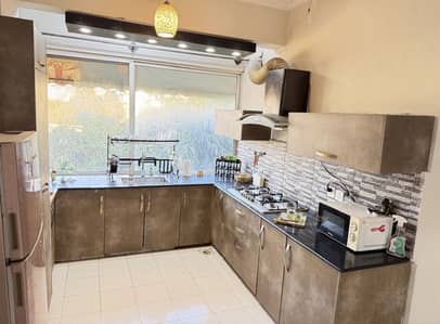 Fully furnished ready to move apartment