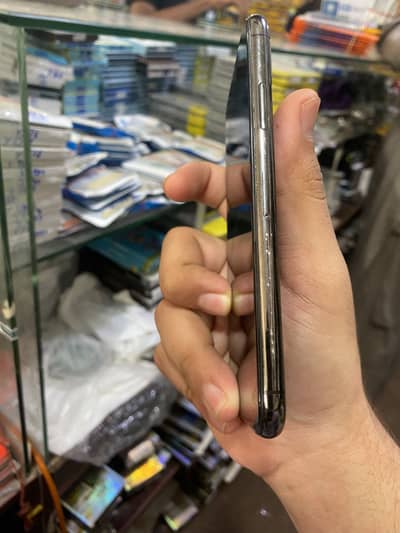 Apple iPhone X