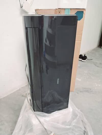 Haier 1 Ton Inverter air conditioner