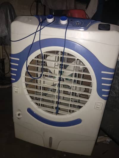Air cooler 1 year used all ok 220
