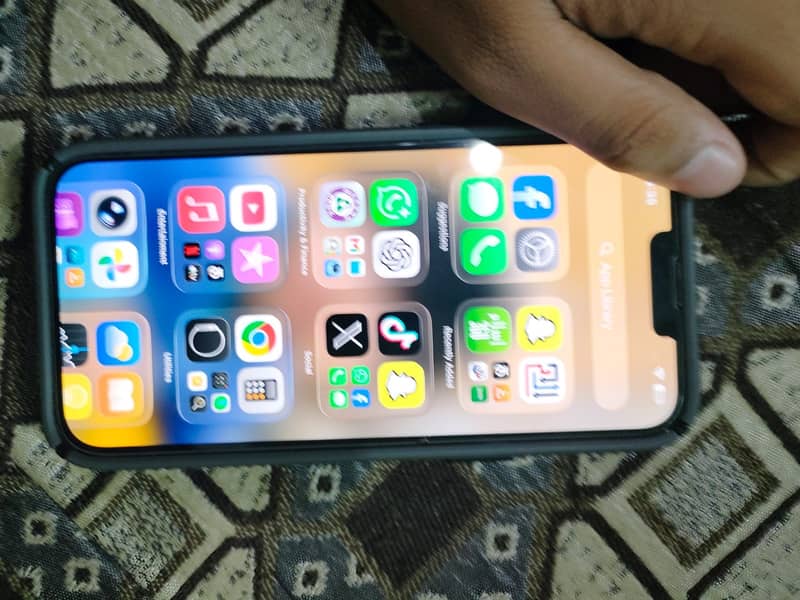 Apple iPhone 13 Pro Max 4
