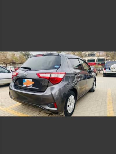 Toyota Vitz 2017