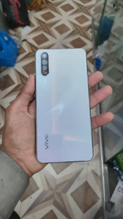 Vivo S1