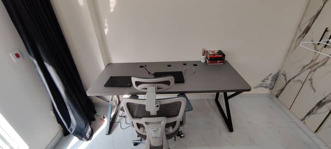 Office Table – 6ft Heavy Duty K-Frame | Like New