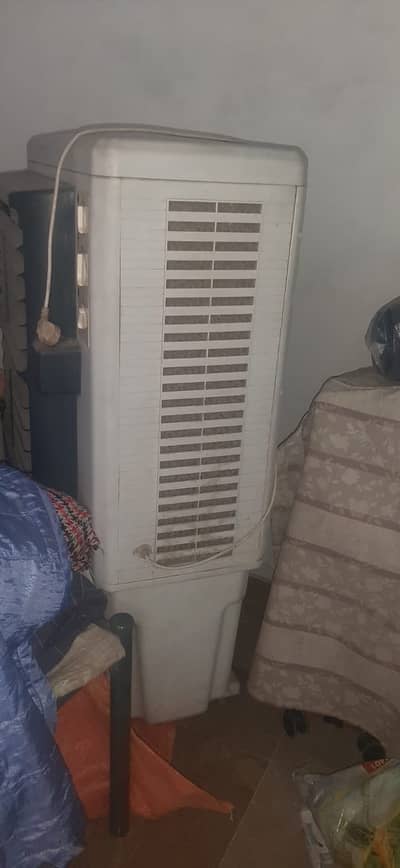 Toyo Full size special addition cooler