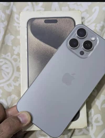 iPhone 15 Pro Max