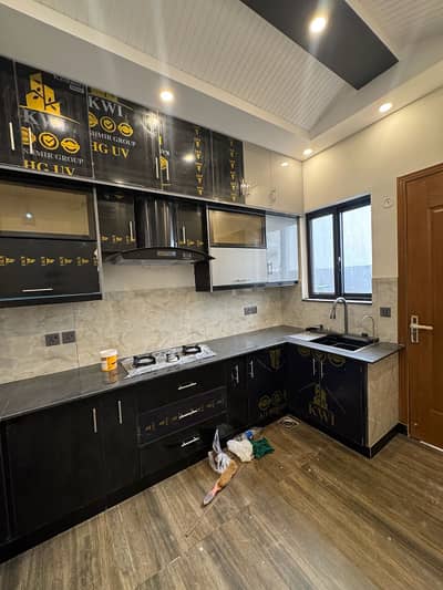 1 SELL 8 MARLA 1.5 STOREY HOUSE WITH 3 BEDROOMS ATTACH BATH TV LOUNGE PARKING SPACE