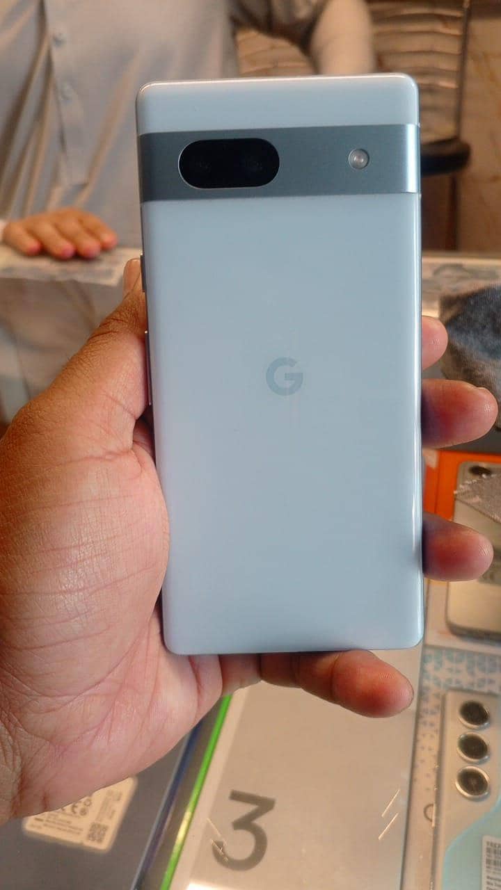 Google Pixel 7a 1