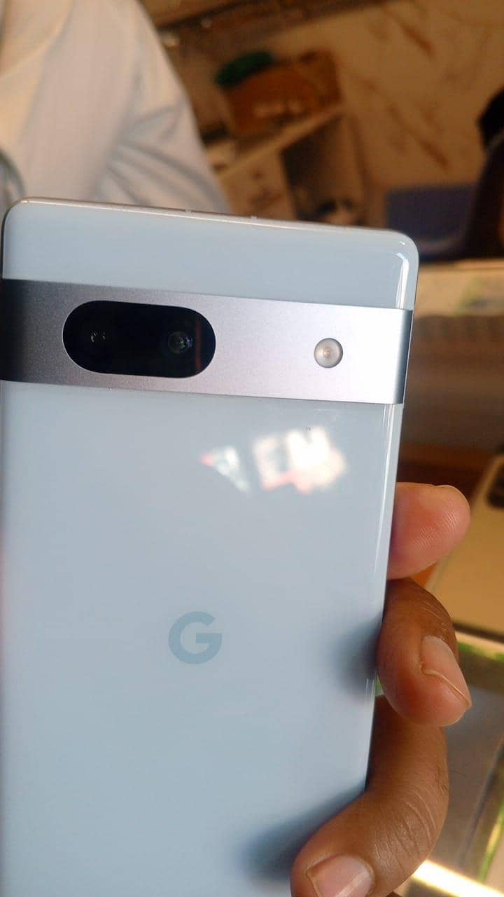 Google Pixel 7a 2