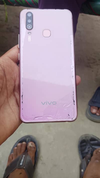 Vivo Y17