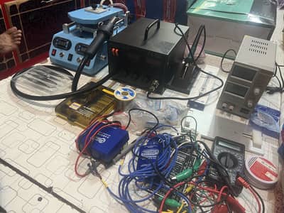 Mobile repairing tools very new condition