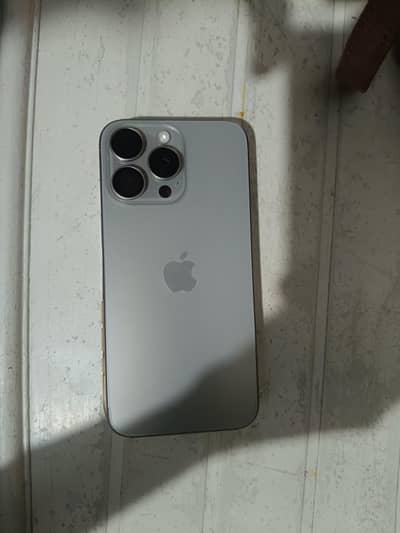 Apple iPhone 15 Pro Max