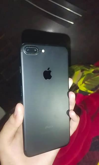 iphone 7 plus he urgent sell