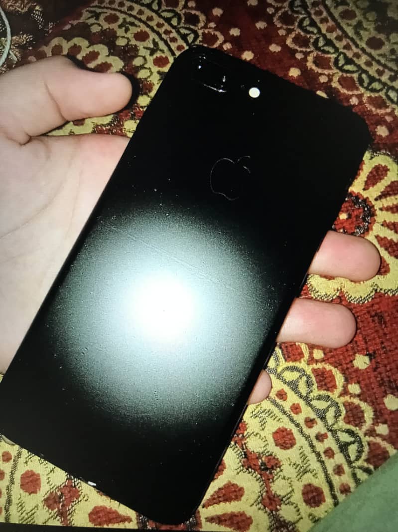 Apple iPhone 7 Plus 4