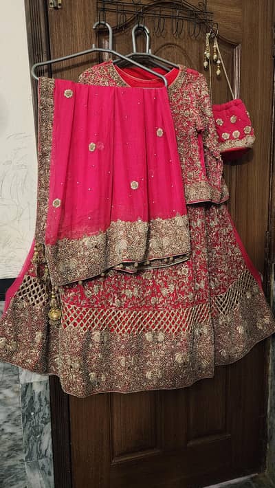 Complete Lehnga with hand bag one time used for Sale